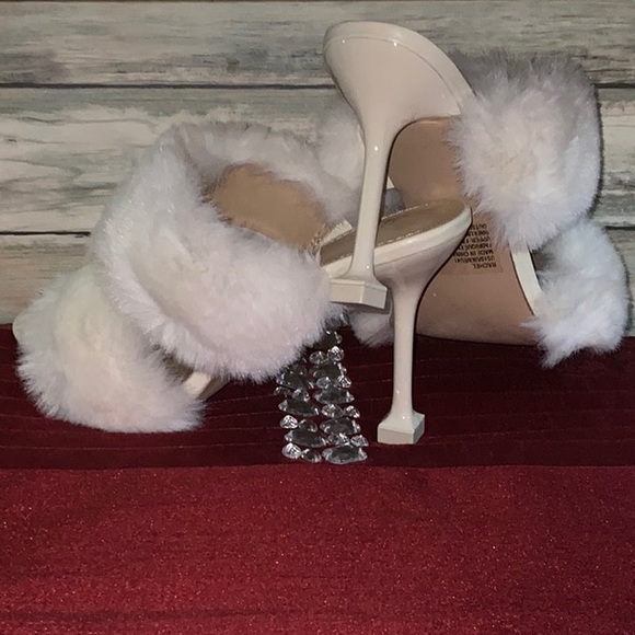 Shoe Dazzle Shoes - Faux Fur Sandal